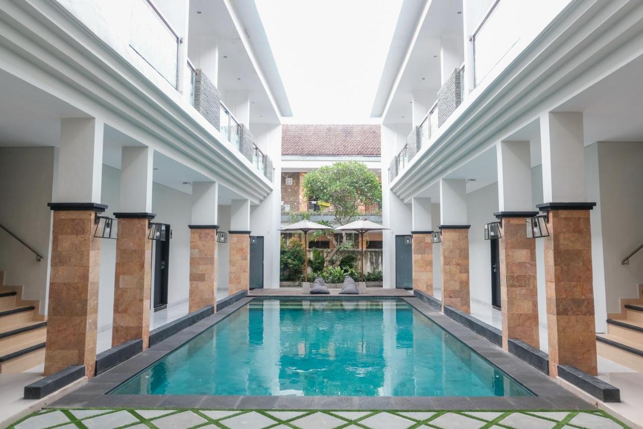 Guyana Hotel 꾸따 외부 사진